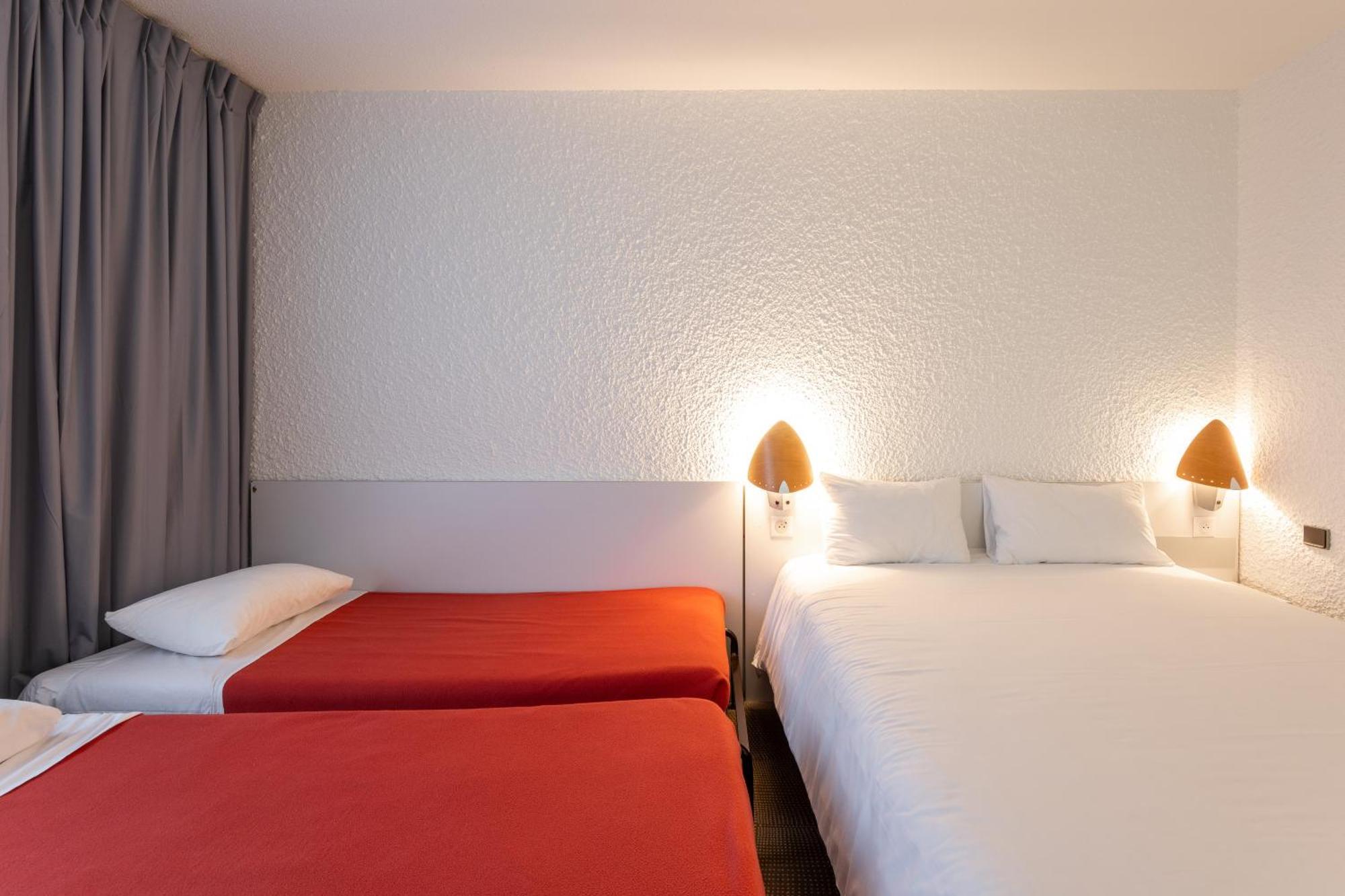 Novotel Nord Autoroute Du Soleil Hotel Mâcon